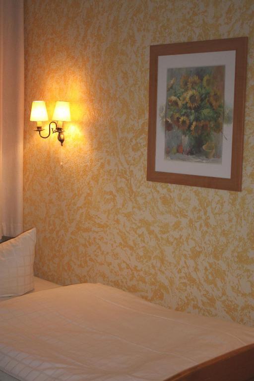 Hotel Pension Columbus Am Kurfurstendamm Berlin Bilik gambar