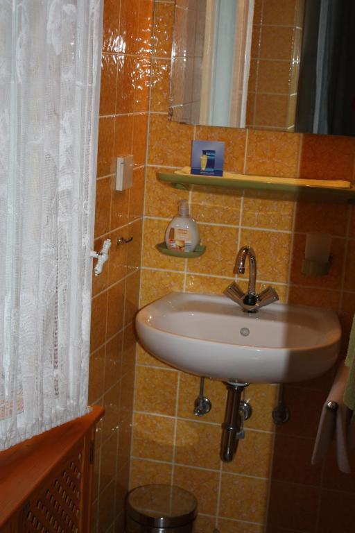 Hotel Pension Columbus Am Kurfurstendamm Berlin Bilik gambar